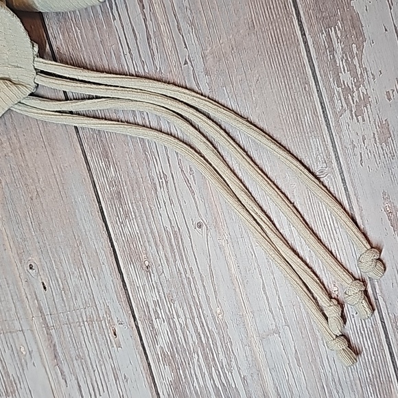 BETTER BE TAN SHORT SLEEVE RIBBED CINCHED CROP TOP - Picture 8 of 10